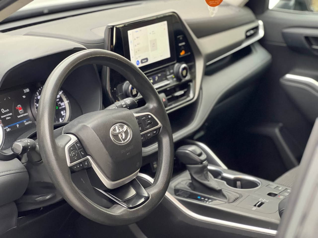 Toyota Highlander 2023
تويوتا هايلندر ٢٠٢٣
مواصفات L

مكينة ٤سلندر+توربو حجم ٢.٥لتر
ماشية 127,000 ميل

ضرر السيارة اربع قطع بنيد و جاملغ و بابين بدون دواخل ايرباك ستيرن و دكمة سستم شركة
السيارة كلش حلوة و نظيفة

السيارة رقم دهوك الدولي سنوية ب أسمنا و اكيد شرط التحويل 
مكفولة من كير و محرك و كهربائيات

و ب سعر(235$) ورقة و بيها مجال

مكان السيارة

دهوك -معرض ارشف R-Shev
رقم51 من معارض التيرمينال 

***********
*********** دهوك, العراق
