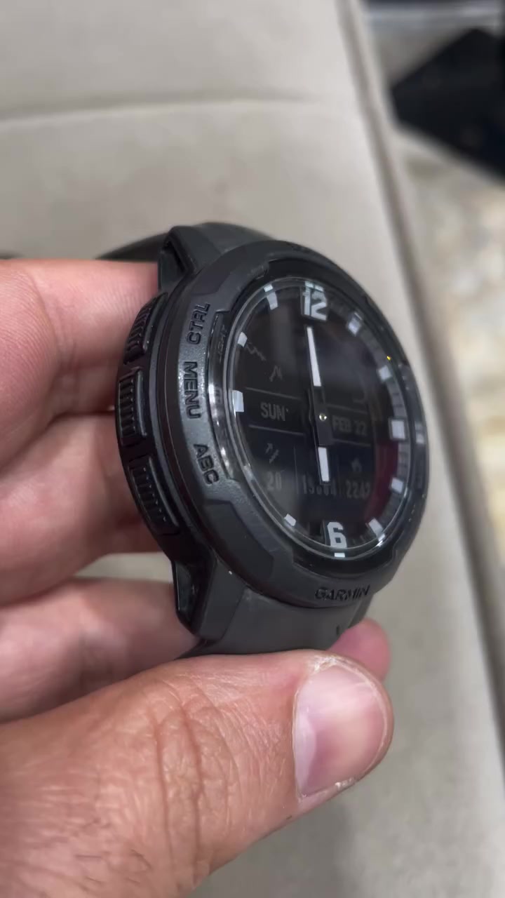 السلام عليكم
يع   نظيفه ١٠٠٪؜
كارمن كروس اوفر سولار
مع كيبل الشحن الاصلي ودرع  وسير اضافي عدد ٢ 
بسعر نهائي ٤٥٠ الف
مكاني بغداد - المنصور


**إذا كنت صاحب هذا الإعلان وتريد حذفه لأي سبب، رجاءا أرسل رسالة إلى الدعم الفني**