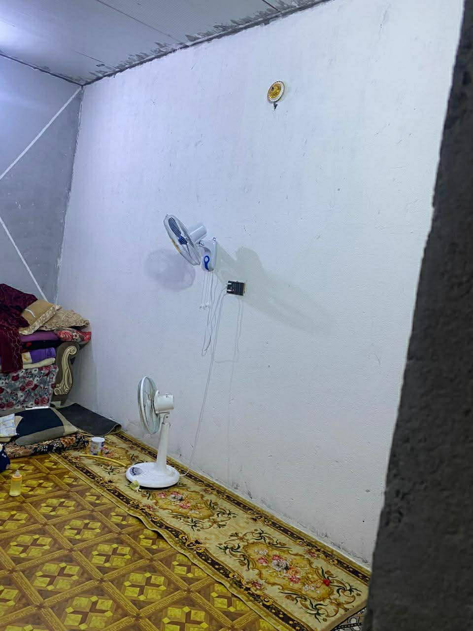 بيت زراعيه للبيع منسابه مساحه ١٠٠م سديناويه قرب منطقة العصوم ***********
