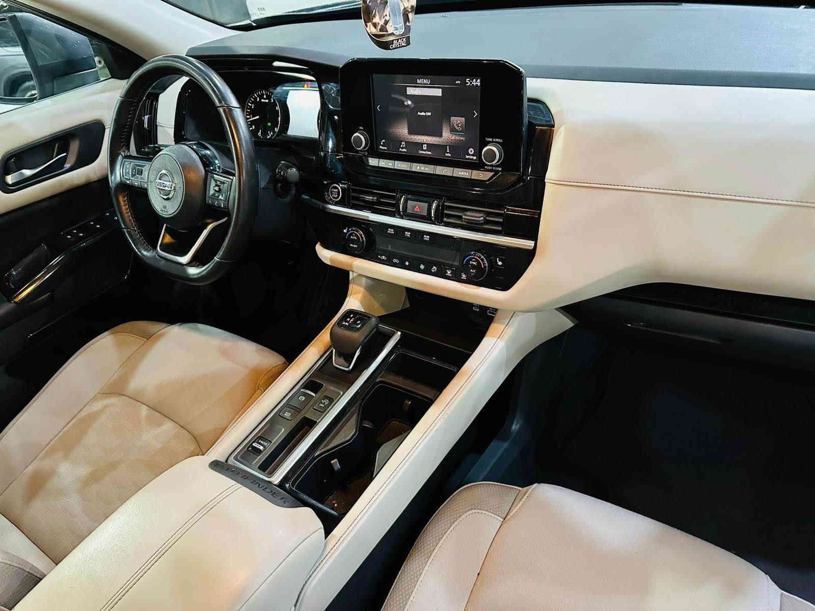 🔊(فرع كركوك) 

📌 Nissan Pathfinder 2022  SV 📌

♂️عداد المسافة 65000 mile 

💵 (السعر/24500 $) 

♦️(السيارة رقم اربيل )  

♦️المواصفات :

بصمة تشغيل
بصمة ابواب
تشغيل عن بعد(Remote Start)   
رادار امامي (تحديد مسار)
رادار جانبي (نقاط عمياء)
رادار خلفي (تحذير من الاصطدام)
حساسات امامية+ خلفية
الداخل لونين 
كشنات جلد
كشنات تدفئة 
كشن خلفي متصل 
تبريد قطعتين لمس 
تحكم وضعيات القيادة...Drive Modes 
اوتو ستارت Auto Start 
اوتو ستوب Auto Stop
شفتات استيرن 
هيتر استيرن
Apple Car Play
Android Auto 
هاند بريك بصمة
اوتو هولد Auto Hold
مانع انزلاق+ABS
شاشة كبيرة لمس+كاميرا
منافذ AUX+USB
وبقية المواصفات المعروفة

♦️(العنوان/كركوك شارع المعارض)
                  - - - - - - - - - - - - - - - -

♦️ للاتصال/

***********
*********** كركوك
