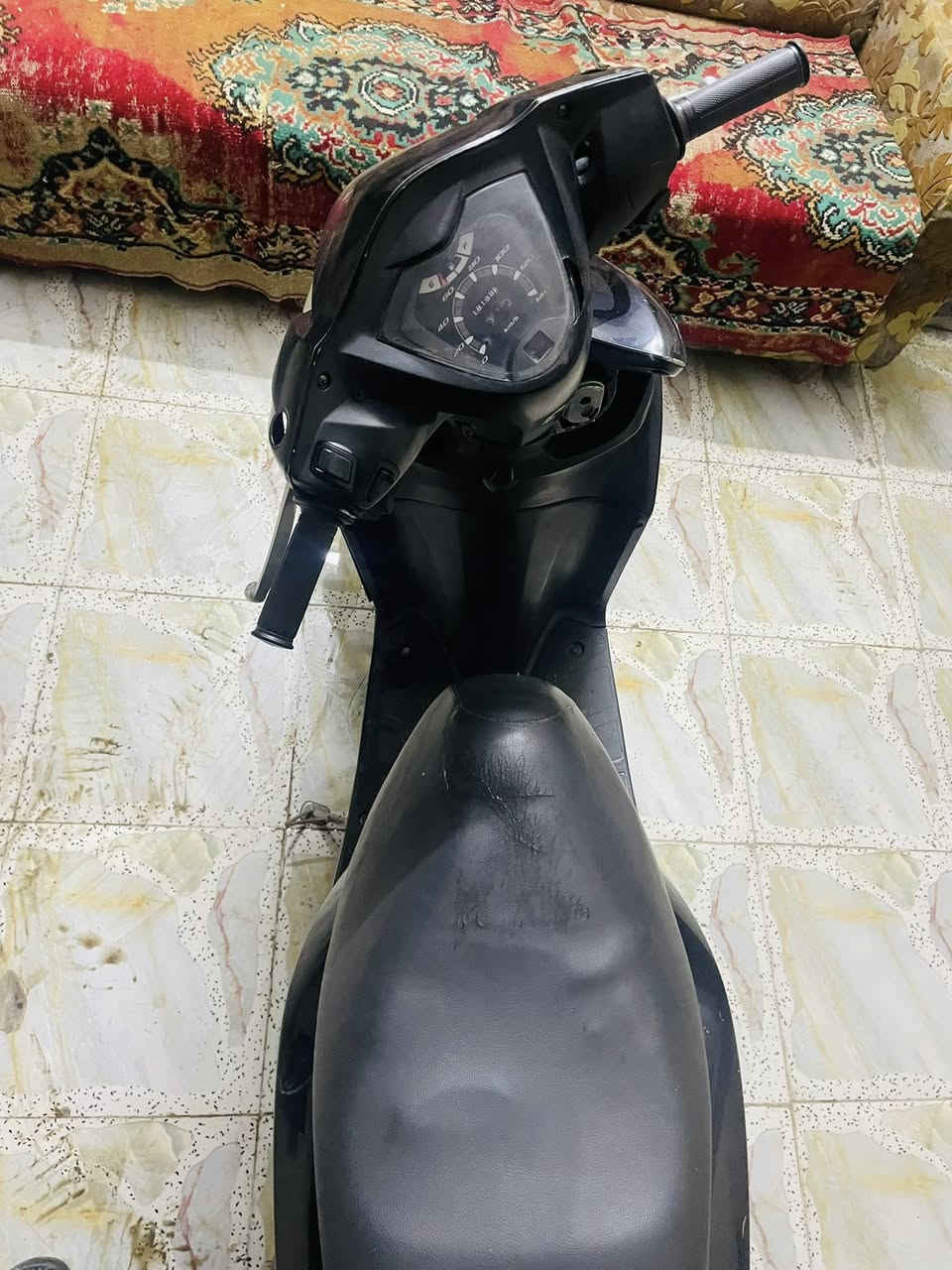 سلام عليكم دراجه ديو نضيفه كامله امكمله  نكره سلف تعال اوشوف اداريك بال سعر    السعر 550  بي مجال.   ***********
