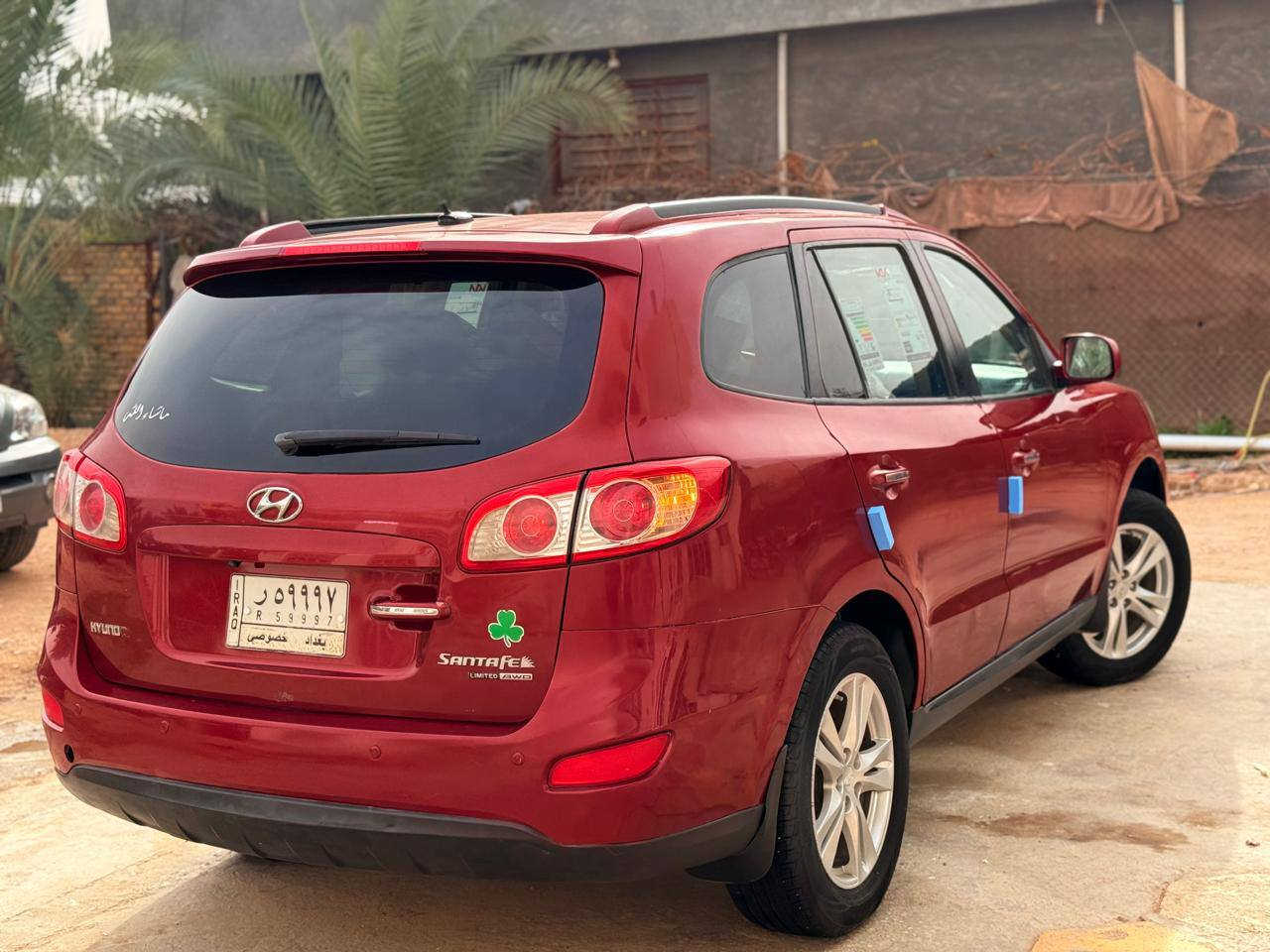 السلام عليكم للبيع هونداي سنتافي 2011 فول مواصفات1/1 مكينه وكير جدد 6 سلندر حداديه جديده تبريد ثلج تخم تاير جديد رقم بغداد مشروع وطني تخم لايت زنون جديد دمام انڤينتي بلادي بيها مكانات صبغ ابيع عام بچم وجنطه وشواصي ولغود مكفولات مكفوله من التبديل  السياره جديده ومابيها أي نقص السعر 110 بيها مجال عنوان بابل ***********
