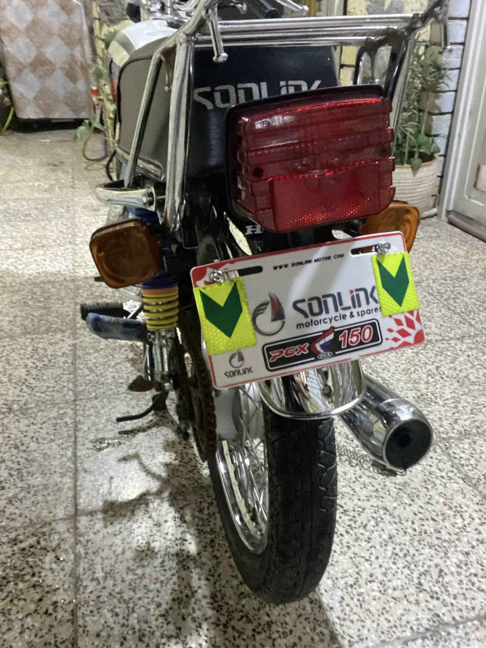 سلام عليكم شباب دراجه البيع مديل ٢٠٢٥مكفوله كفاله عمه مكينه كفله جديده بعده/خاص موجود واساب ***********
