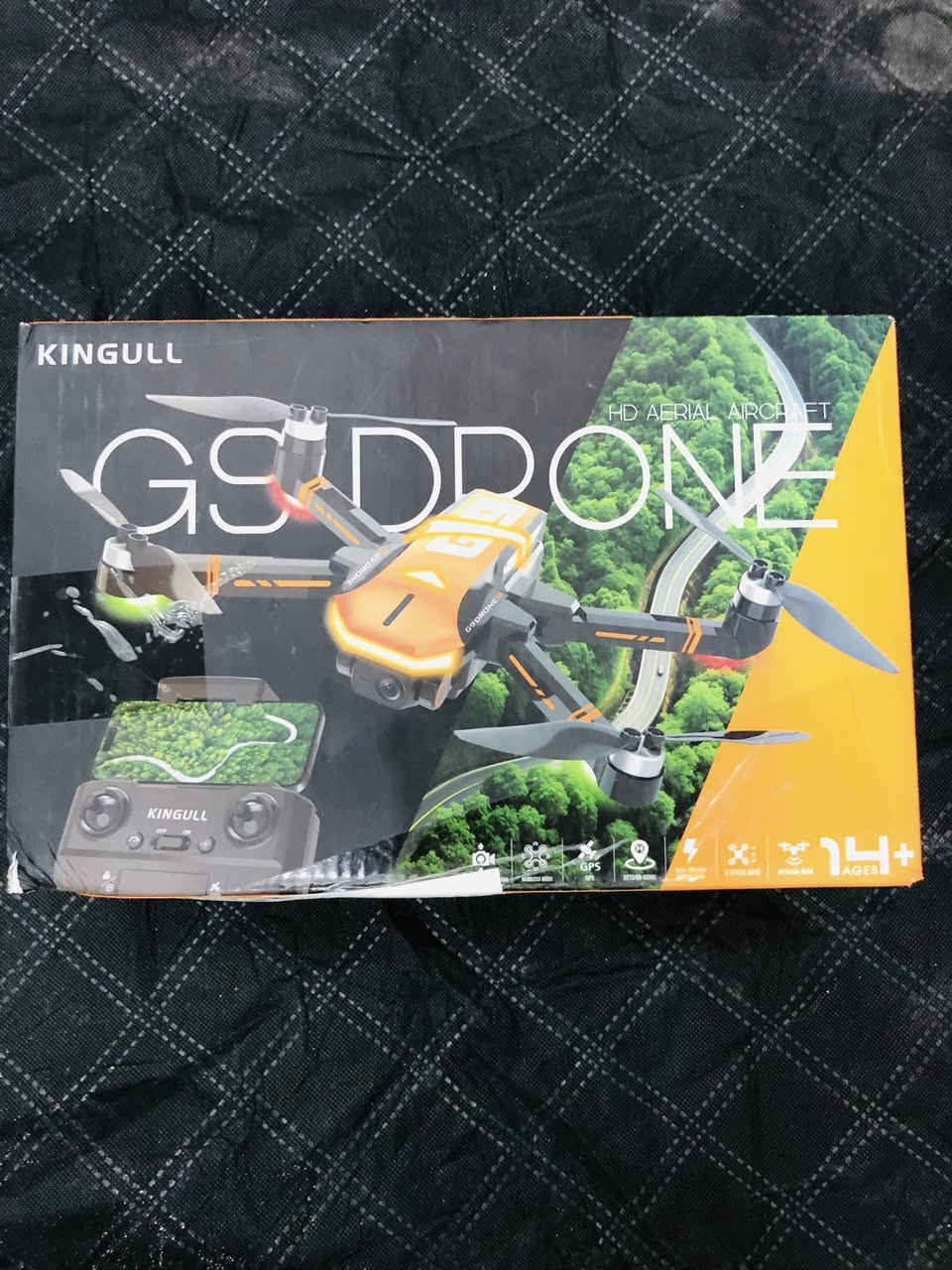 درون G9
بطاريتين
كامل الملحقات 
الي يحتاجه يراسلني ويدلل


**إذا كنت صاحب هذا الإعلان وتريد حذفه لأي سبب، رجاءا أرسل رسالة إلى الدعم الفني**