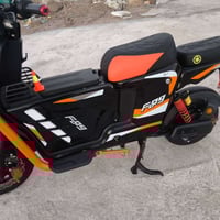 F900 • 5 بطاريات • كفر امامي مكسور