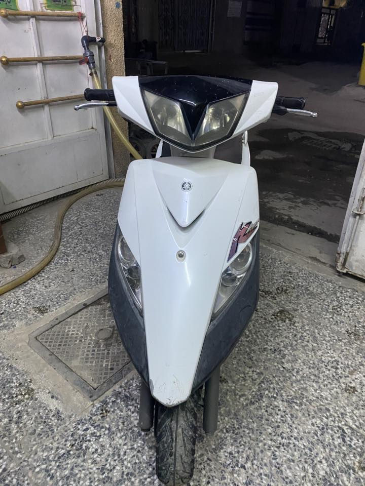 السلام عليكم دراجة لييع مكينة بلادية مابيه اي نقص كفرات مختمه كابريتر بلادي وكهربائيات كله شغاله جيب فيتر وفحص مكاني شعلة شارع 60 اتصل وتدلل ‭0770 636 8958‬
