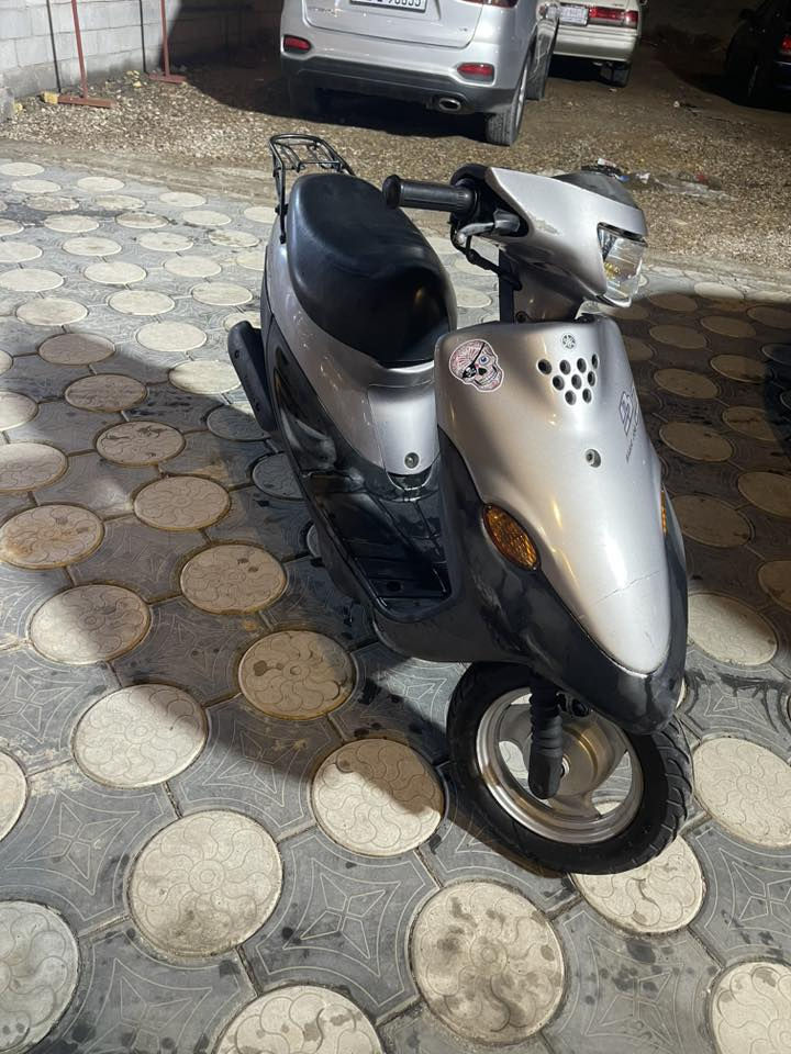 س ع دراجه ام تسعه بعده جديد بحالت وكاله 
صارله شهرين من طالعه من وكيل شلعه ومعدل 
سلف هندر بي وقت سعر ٧٠٠ وبيه مجال 
رقم ***********
