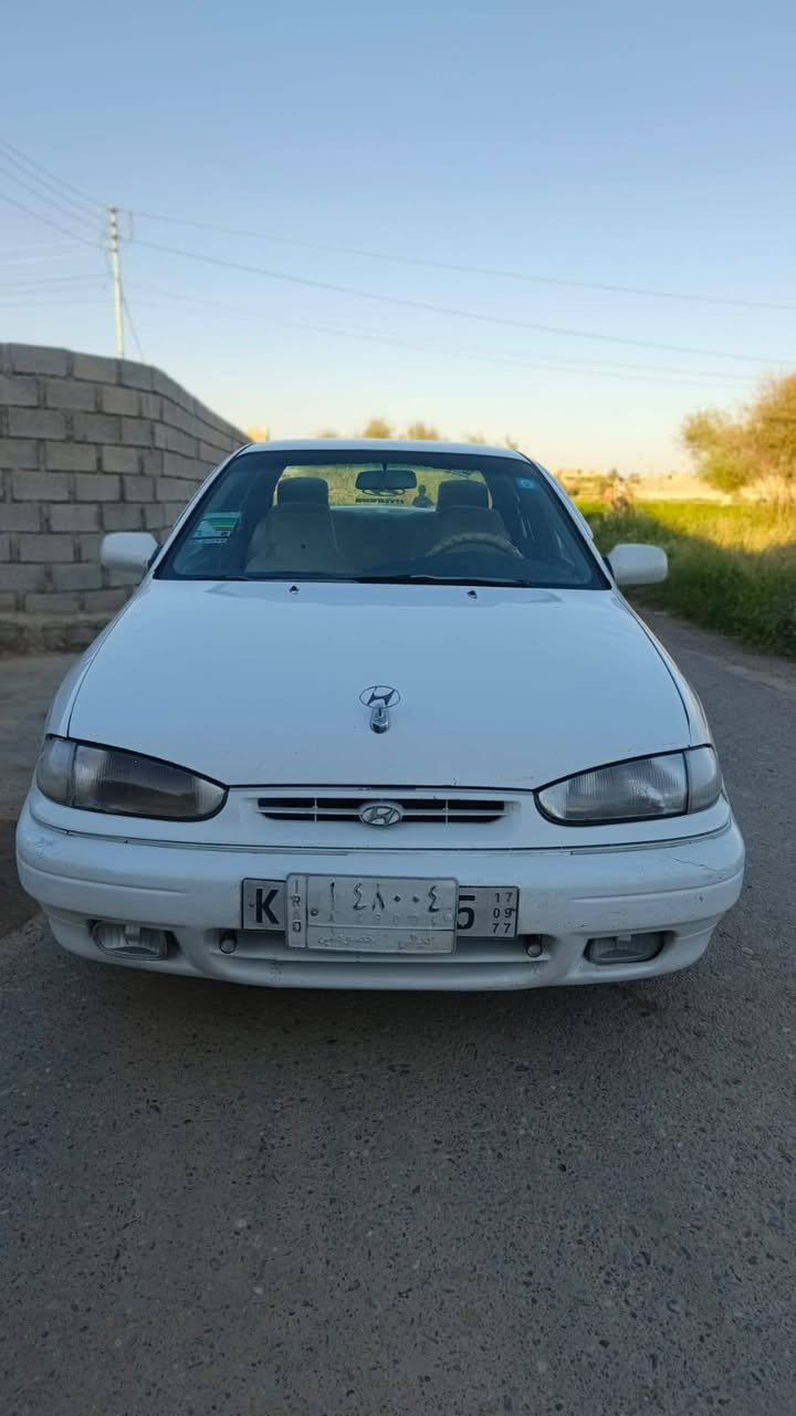 السلام عليكم 
النترا موديل 94 رقم ديالى سنويه لغايه 2028 
محرك وكير خير من الله 
تخم تاير كهربائيات شغاله تبريد شغال فرممات بلاديه 
سياره بدون صبغ بلاديه مال جناي جاهزه ما ناقصها شي 
السعر 34 
المكان ديالى هبهب
***********
