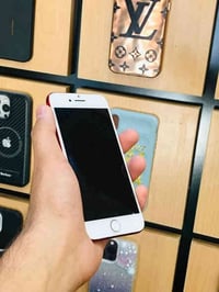 ايفون 7 عادي ذاكرته 128 بطاريه 100 امبدل فقط بطاريه مكفول سعر 75 الف 0...