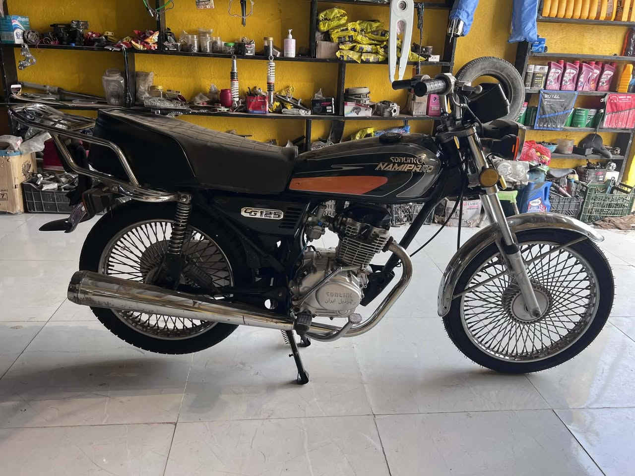 معرض فلاح السليطي
ناما برو عدد ٣  موديل ٢٢ و٢٣ سعر ٧٥٠ قفل
تايكر موديل ٢٣ سعر ٧٥٠ قفل
اوراق اصولي جاهزه باسمي شرط
مكاني قلعه سكر عكيل
***********
***********
