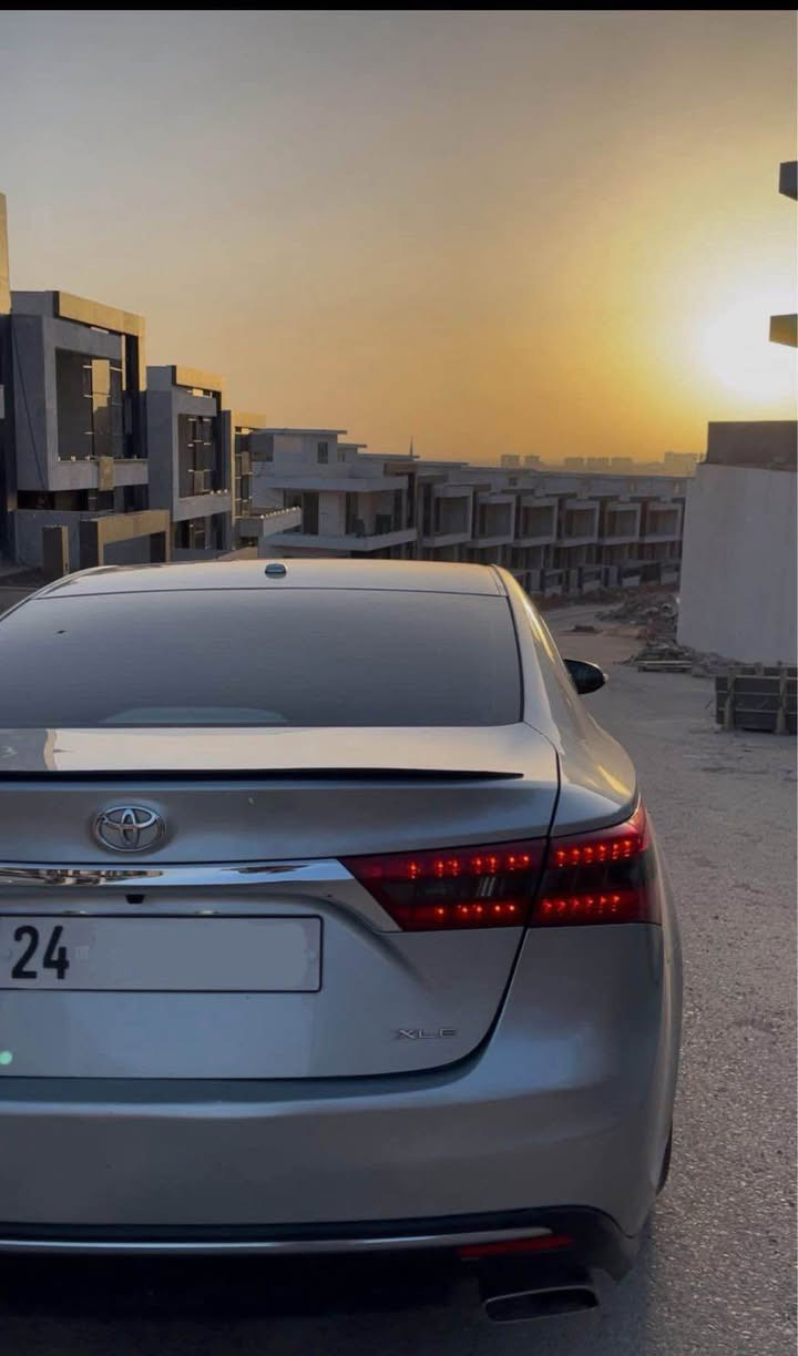 تويوتا افلون موديل 2016 فول بس بدون فتحه 
كشن جلد و هيتر قطعتين بدون دواخل باب و جاملغ نفر 
بصمه راقم *********** زاخو, دهوك
