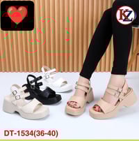 مقاسات ٣٦-٤٠ • توصيل متوفر • قضاء النصر