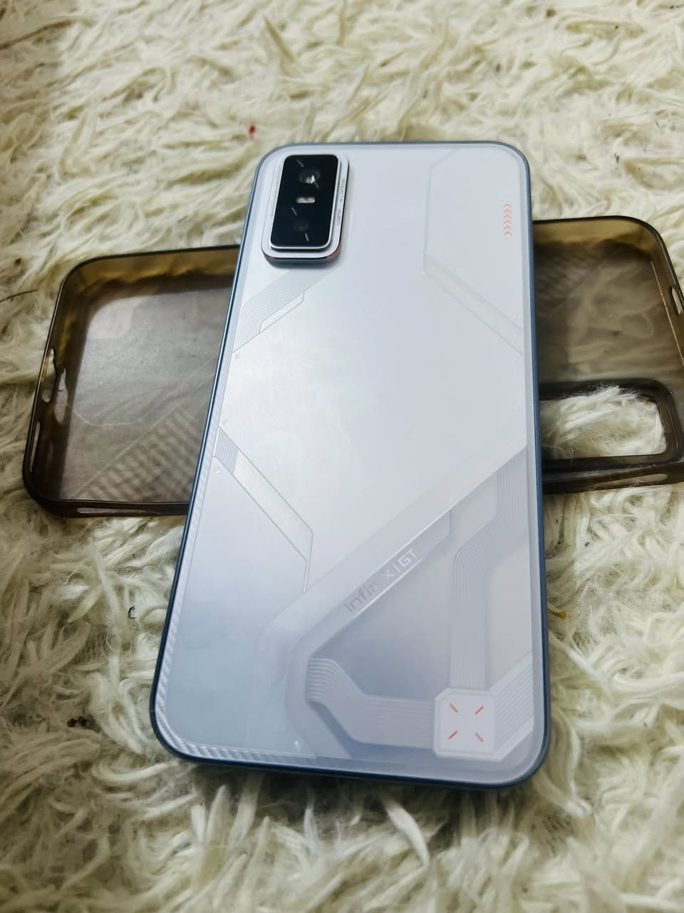 جيتي ٣٠برو
بطاريه ٧٠٠٠
ذاكره ٢٥٦ 
نضافه ٩٨/١٠٠
ماصارليً شهرين من اخذته 
يدعم ١٢٠ فريم ببجي وبسلاسه راقيه
كامرة فول سعر ٢٥٠ قفل مو شراي لا  يتعبني مكاني ناصريه ناحية المنار.


**إذا كنت صاحب هذا الإعلان وتريد حذفه لأي سبب، رجاءا أرسل رسالة إلى الدعم الفني**