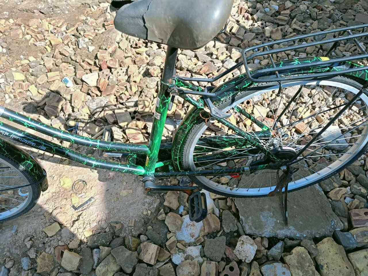 السلام عليكم باسكل للبيع ياباني حجم 26 الباسكل جديد ونضيف كلش ب 125 وبيه مجال المكان الدوانية علئ طريق الدغاره


**إذا كنت صاحب هذا الإعلان وتريد حذفه لأي سبب، رجاءا أرسل رسالة إلى الدعم الفني**