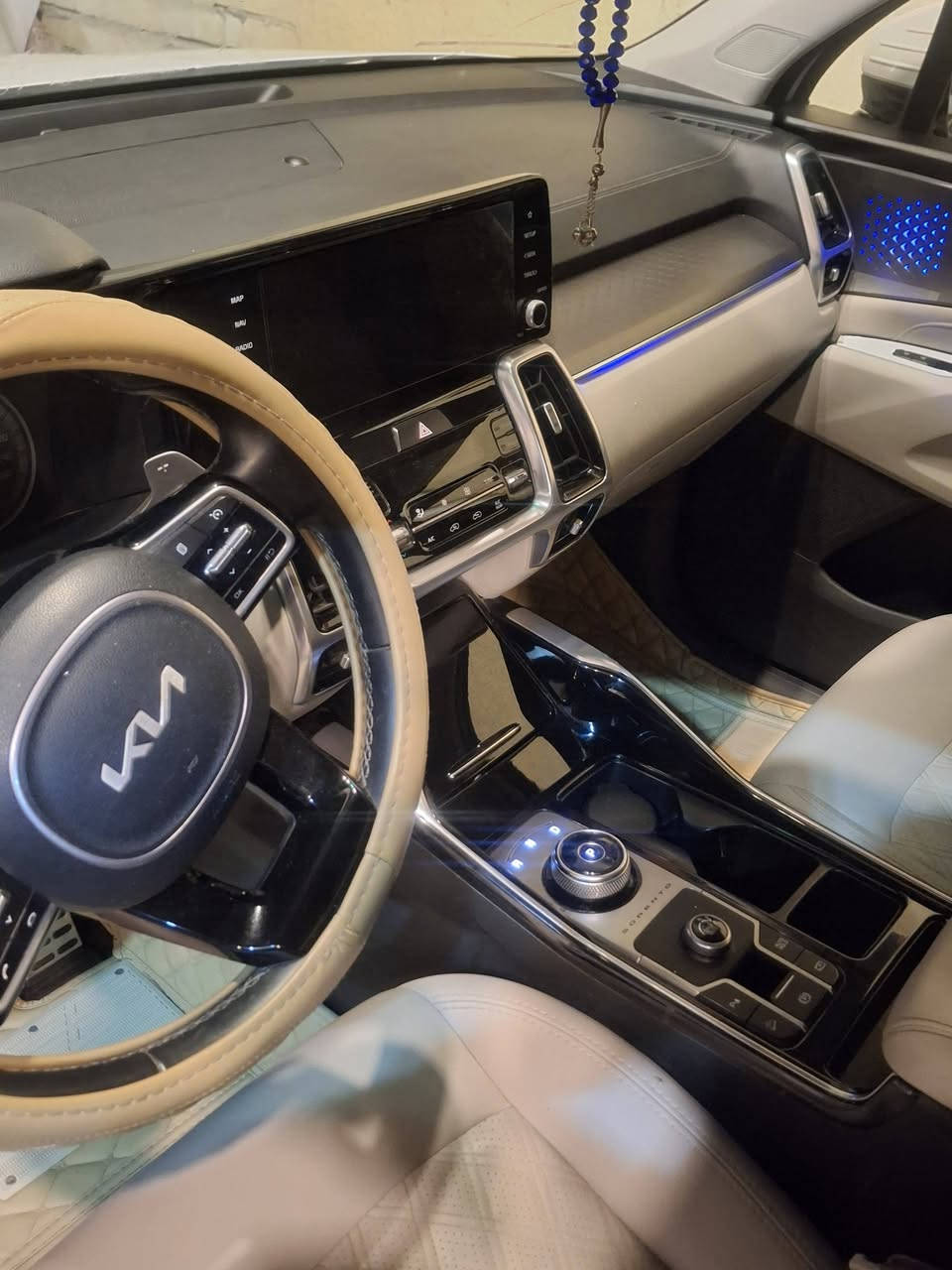 سيارة سورنتوا موديل٢٢ بانوراما محرك ٦ سلندر سيارة مكفوله رقم بغدادبأسمي السعر ٢٨٥ تحويل ثاني يوم رقم ***********
