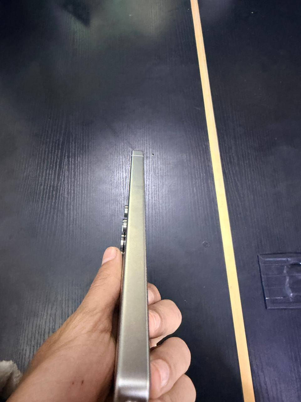 السلام عليكم 
عندي جهاز البيع Samsung S25 Ultra
ذاكره 256 رام 12
جهاز شراق اوسط 
جهاز كسر كارتون بعد جديد 
مستخدم شهر اونص كامل ملحقات   وبعده بضمان شركه الواطني 
وهاذ الكسر بل الزكه وشاشه خدش واحد مابيه 
السعر مليون 150وبيه مجال 
مكاني ناصريه سوق الشيوخ كرمه بني سعيد ناحيه الطار 
تصال مباشر فقط فقط ***********
