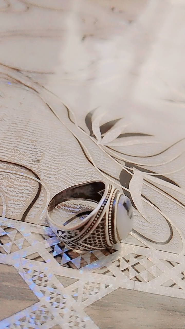 السلام عليكم محابس للبيع تريد مفرد تريد كلهن  كلمن وسعر


**إذا كنت صاحب هذا الإعلان وتريد حذفه لأي سبب، رجاءا أرسل رسالة إلى الدعم الفني**