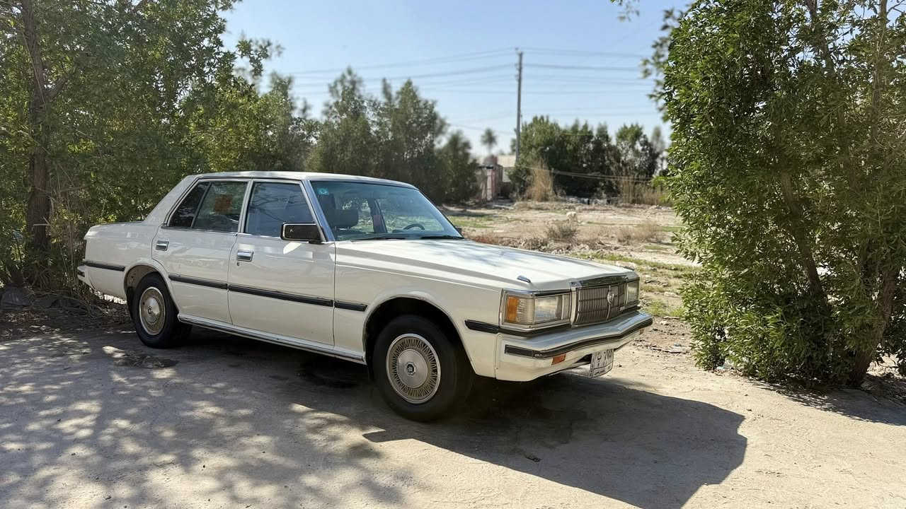 السلام عليكم للبيع سوبر موديل ٨٢مصبوغه احزام محوره كير ومكينه ٣٠٠٠رقم بغداد السعر ٤٥’***********
