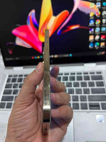 13 برو ماكس 
ذاكره 128 
نموذج M ((دبل سيم )) 
بطاريه 96 خدمه 
مستبدل شاشه ((اصلي))  
بصمة وجه شغال 
نظيف 
سعر الجهاز 550
شراي خاص او اتصل 
***********
***********
