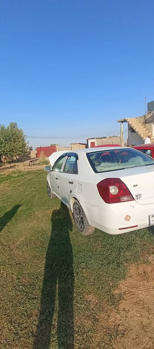 مراوس او بيع بفكترا
سلام عليكم  ام جي  كير محرك شرط  كابون بيها رقم بغداد شرط التحويل والوكاله شاشه تبريد بس يعوزو غاز رقم الهاتف  ***********
