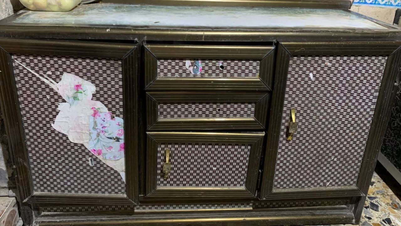 السلام عليكم
كاونتر : للبيع نظيف و مشتريه جديد بس بي اضرار خفيفه سعر 120 و بي مجال 
السنك: نظيف و مشتريته جديد بس أضرار بسيطه سعره 90  
للاستفسار خاص


**إذا كنت صاحب هذا الإعلان وتريد حذفه لأي سبب، رجاءا أرسل رسالة إلى الدعم الفني**