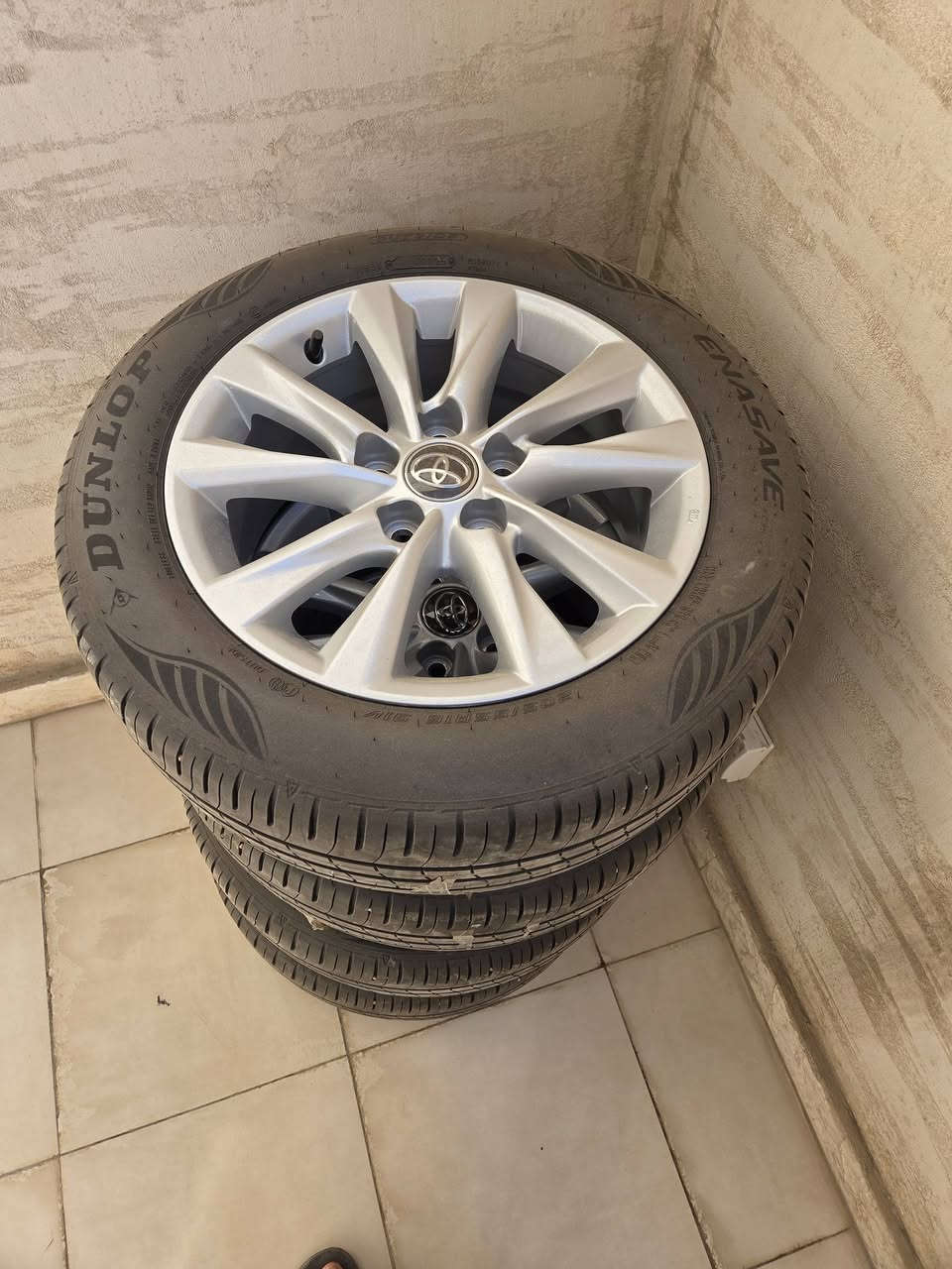 تخم ويل كب كورولا تخم تاير دنلوب انتاج 2025 نظافة ١٠٠%
السعر ٦٠٠ الف 
***********
***********
