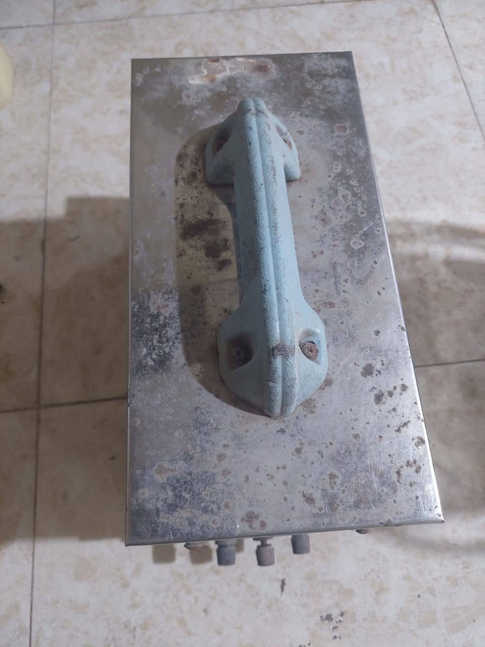 سلام عليكم مكاين لحيم شغالات للبيع
شرط فحص ثنينهن سعرهن 125
***********
