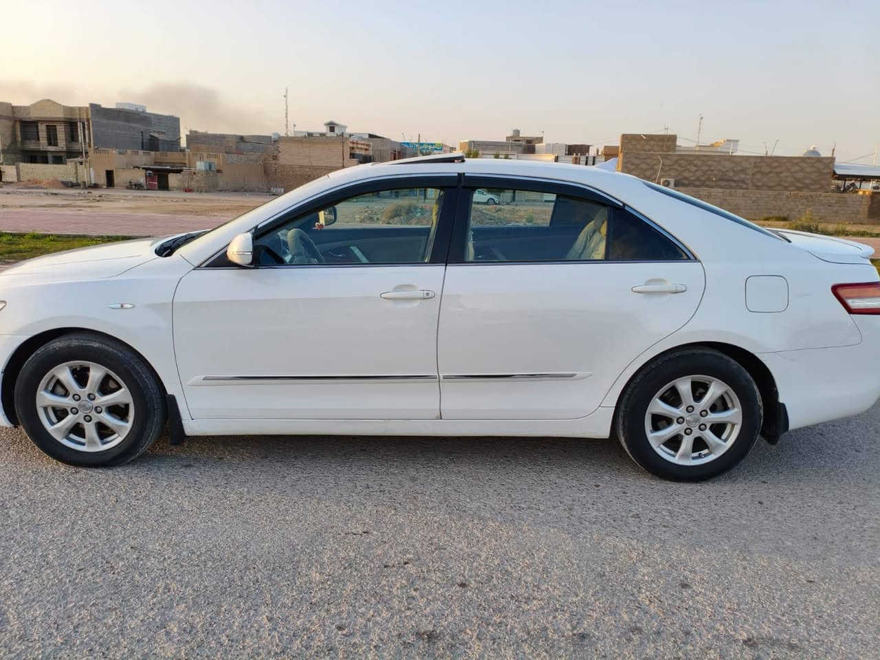 بسم الله يا الله 
🚗 للبيع — تويوتا كامري 2008
🔹 مكفولة كفالة عامة من قطره الصبغ والتبديل 
🔹 گير ومحرك مكفولات ع شركه ممفتوح بلاد 
🔹 رقم بغداد — تحويل مباشر
🔹 صدر أمامي خلفي جديد 
🔹 تاير جديد
🔹 باتري جديد
🔹 تدفئة وتبريد شغالين 100٪
🔹 مرايا كهرباء
🔹 شاشة + كامرة
🔹 حساسات خلفية
🔹 جرس 120
🔹محرك 2400 لا تبخير ولاتنقيص بلاد ع شركه ممفتوح 
💎 برده خلفيه 
📍 مكان السيارة: الرمادي — الـ5 كيلو
💰 السعر: 127وبيها مجال قليل
الشراي يتصل وبلخدمه 
***********
***********
