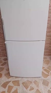 ثلاجه للبيع بخاخ ماطور جديد ٠٧٨٣٥٥٢٦٦٥٥ واتساب