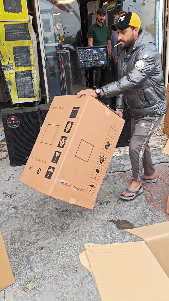 🌹🌹اهلا وسهلا بزبائننا الكرام 🌹🌹
🤲هدفنا في عملنا 🌹 المصداقيه والضمان🤲

🔉🔉تم تجهيز الاخوه من معرض ابو شيبه🔉

يوجد لدينا كادر مختص في تنصيب الاجهزه

لكافه المواكب ودوائر الدوله  والجوامه

العنوان بغداد مدينه الصدر قطاع 56

مقابل ساحة الصدرين  معرض البياتي

📍📍📍📍📍📍📍📍📍📍📍📍📍📍

يوجد توصيل الى جميع محافضات العراق

🚚🚚🚚🚚🚚🚚🚚🚚🚚🚚🚚🚚🚚🚚

للاتصال والاستفسار على الارقام والوأتساب

☎️***********☎️

☎️***********☎️

☎️***********☎️

☎️***********☎️

☎️***********☎️

ساحة الصدرين
