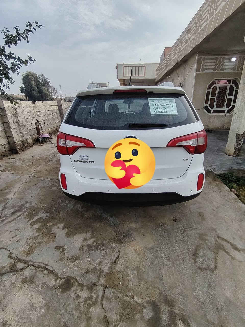 سلام عليكم سورنتو خليجي موديل ٢٠١٥ رقم بغداد محرك ٦ سبعه راكب مكفوله من ضربه من صبغ ماشيه ١٣٣ سعر 200 بيه مجال مكان صلاح الدين بلد ***********
