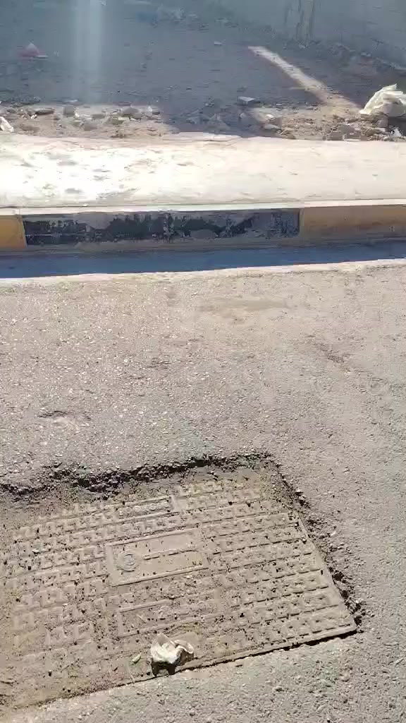 قطعه للبيع في الجمعيه الثانيه خلف متوسطه الفرزدق المساحه 122.5والواجه6.100نزال 20للستفسار ***********
