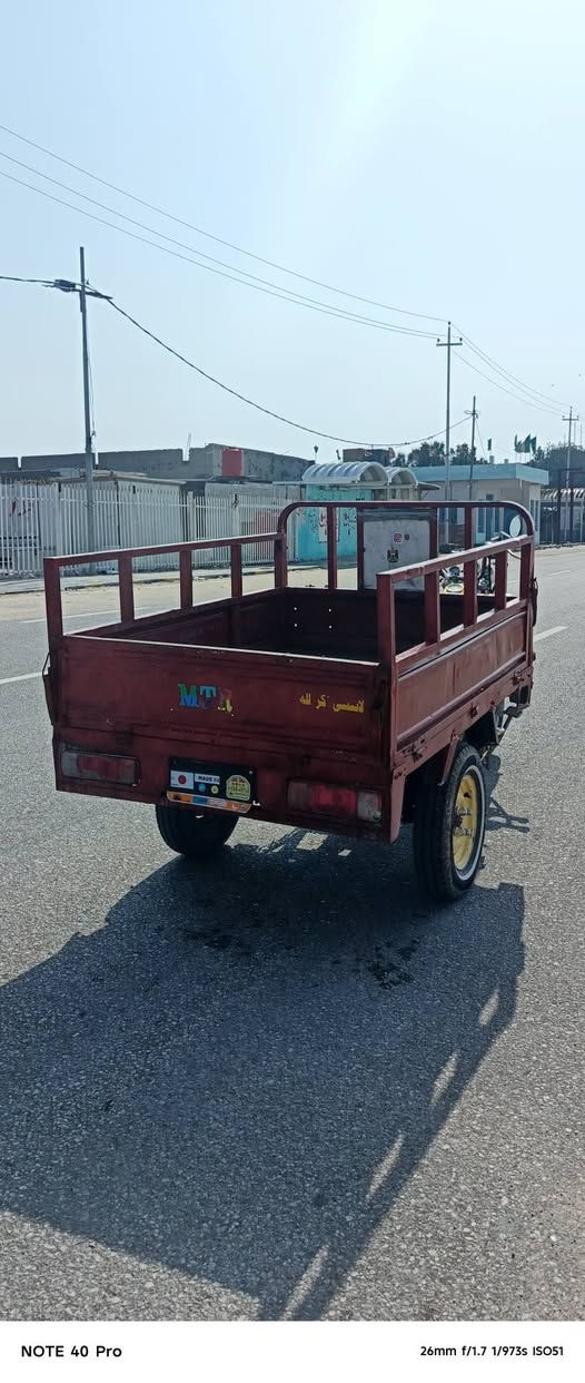 سلام عليكم ستوته البيع موديل 2010كله تعمير جديد مكينه 24بيهه كلك كلك مكفوله عن سرقه مكاتبه مال شارع بيع مستعجل سعر 850بيه مجال الشراي مكان نجف عمود 134رقم تليفون ***********
