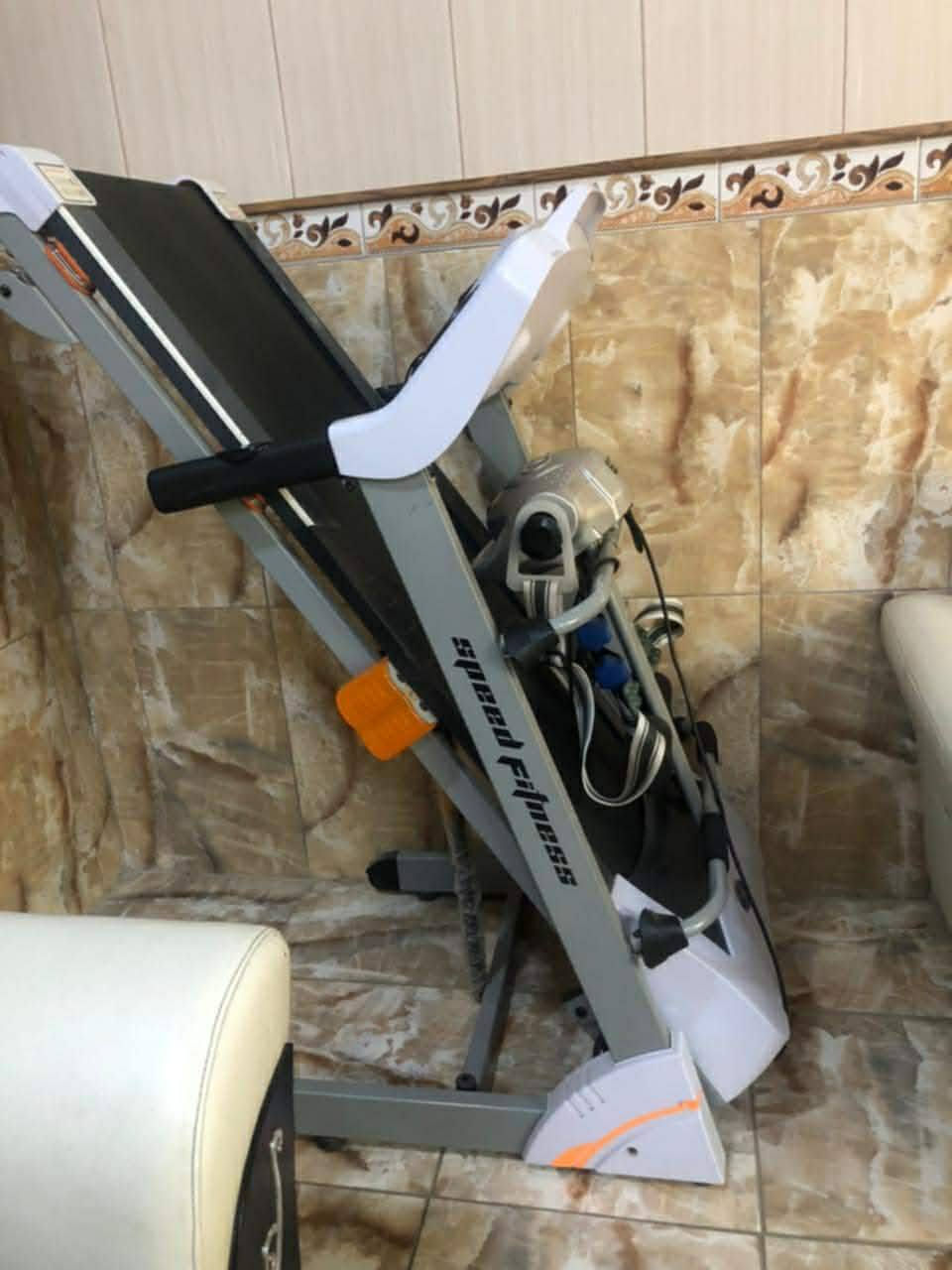 السلام عليكم جهاز جري وهزاز  مستعمل شي قليل شرط عل فحص/السعر ٣٠٠ للاستفسار مراسلة عل خاص


**إذا كنت صاحب هذا الإعلان وتريد حذفه لأي سبب، رجاءا أرسل رسالة إلى الدعم الفني**