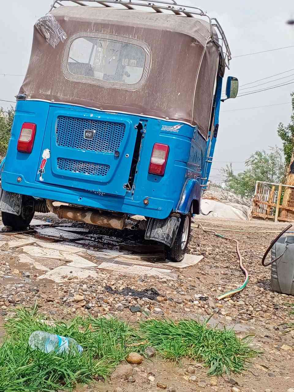 السلام عليكم  تكتك البيع موديل 21اوارق  مكان بغداد  *********** مامتواجده علا الفيس
