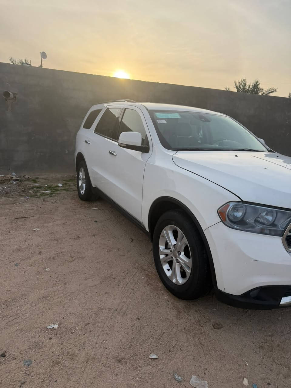 السلام عليكم دورنكو خليجيه 2013 سياره فول مواصفات ماعده الفتحه مكفوله كص وفتح جاهزه الاخير  بيع او مراوس حسب القناعه ***********
