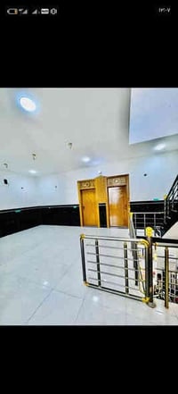 نجف مجمع بيتي • ٢٠٠م • طابقين ٦ غرف