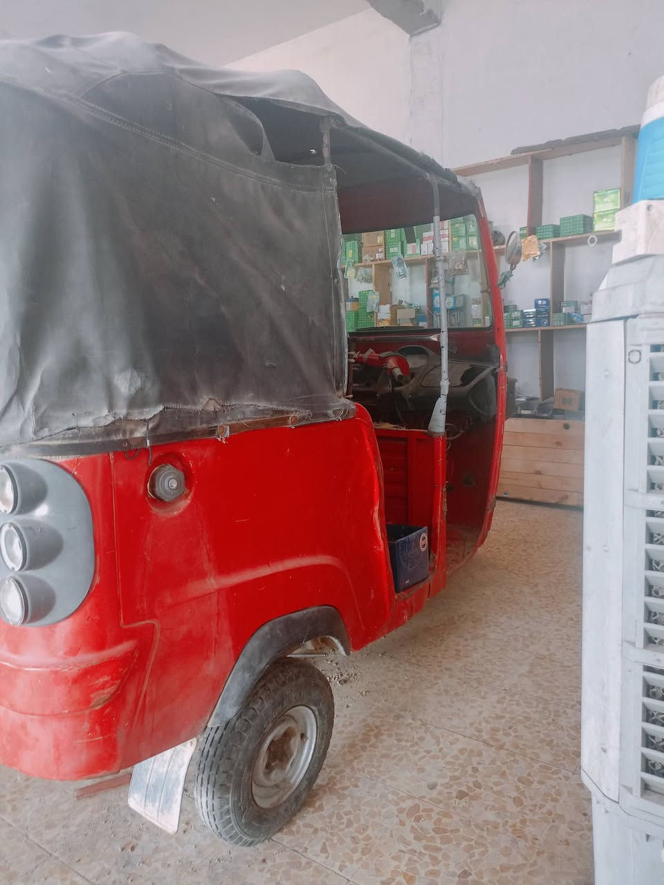 السلام عليكم تكتك بياجو 18محرك TVS,25 السعر 2 وبيه مجال المكان حله الحمزه الغربي الرقم *********** بيه واتساب
