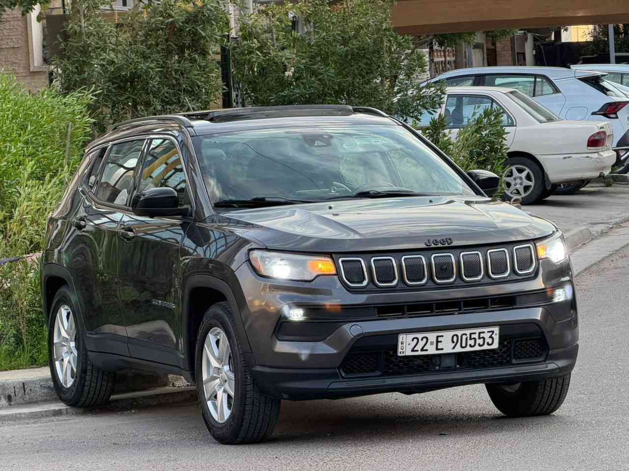 جيب كومباس 2022 شكل 23
محرك 2400   
فول مواصفات 1 / 1  
بنيد مبدل ومصبوغ   +  جاملغ مصلحه نفسه  الباقي مكفول 
بدون دواخل 
رقم اربيل تحويل للمشتري او وكالة
مواصفات خاصة فول للاخير
بنوراما على طول القمارة 
خمس كامرات 
كشنات جلد 
كشن كهربائي +  تبريد و تدفئة كشنات 
رادارات جميع الجهات
زينون عالي ناصي 
سستم صوت كامل داخل السيارة
بصمة تشغيل وابواب وتشغيل عن بعد
صندوك كهربائي 
شاشة ايباد تدعم كار بلي 
تبريد قطعتين
تحكمات استيرن جهتين امامي خلفي 
هواي بعد بيها مواصفات
158 ورقة سعرها  
بغداد . المنصور 
واتساب او الاتصال عالرقم
***********
