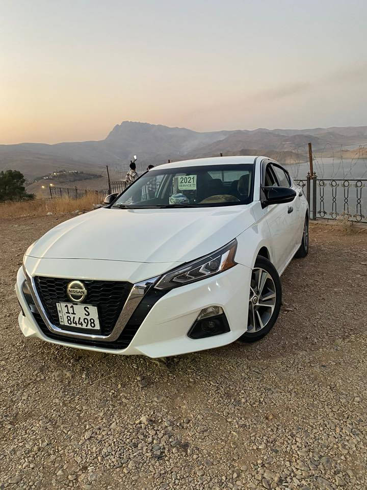 اسلام عليكم نيسان التما 2020 مكاني ديالى
السياره بسمي خير من الله كير مكينه مكفول 
رقم الشاصي موجود بل صور 
السياره مو حزام اني ابيع احزام اخلص من الدوخه 
بدون قطره دواخل كشرها يخبل 
فدوه بس الشراي والجناي يخابر 
سعرها 120 وبيهااا مجال قليل 
***********
