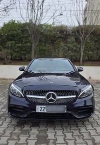 مرسيدس C300 • ٢٠١٨ • فول اوبشن