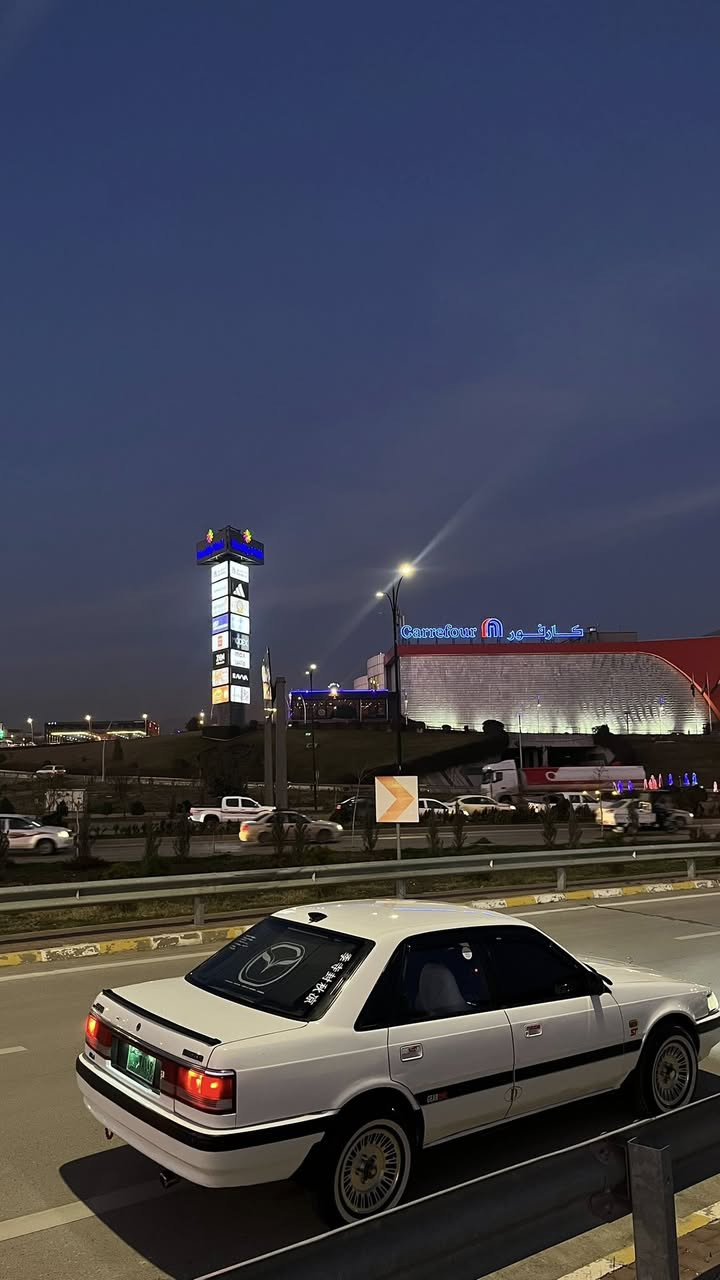 مازدا ٦٢٦
مۆدێل ١٩٨٩  ئارمی پلاستیک هەولێر 
مەکینە. ١٢ و بەخ 
دوپارچەی بۆیاخە 
تەبریت  
یەک نوقسانی و ١٠٠$ بشکێنە 
***********
