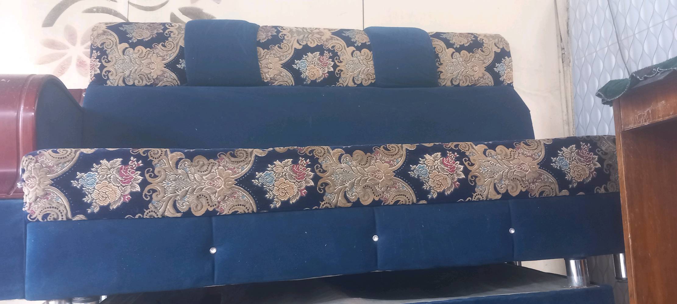 تخم ١٠ مقاعد نضيف خشب تسكام
 بغداد الكماليه 📍
#غراض_منزليه