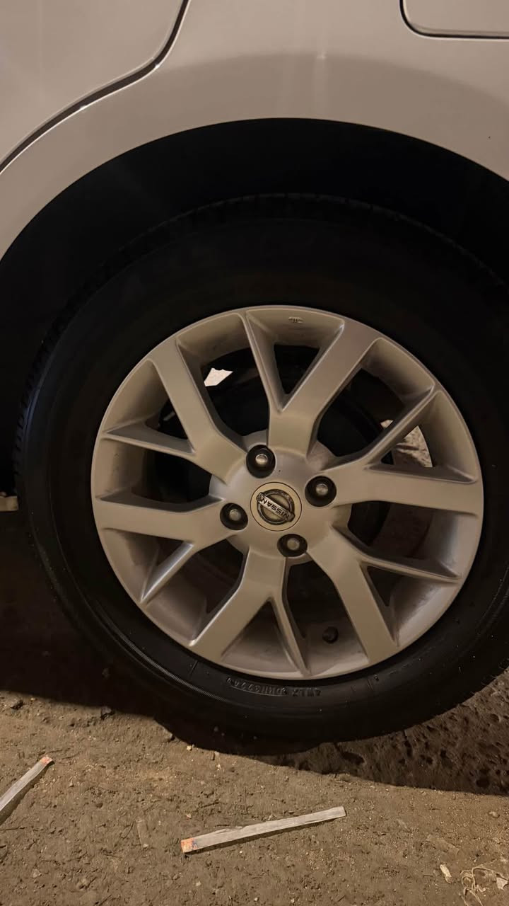 نيسان سني هندي رقم اربيل 2024
ماشيه 19 الف 
كفاله عامه من الزلغ
حساسات خلفيه 
تحكم ستيرن
ويل كب 
ضمان 100الف
اربيل بأسم شركه 
سياره جديده زيرو 
سعر 131
للاستفسار 
*********** البصرة, العراق
