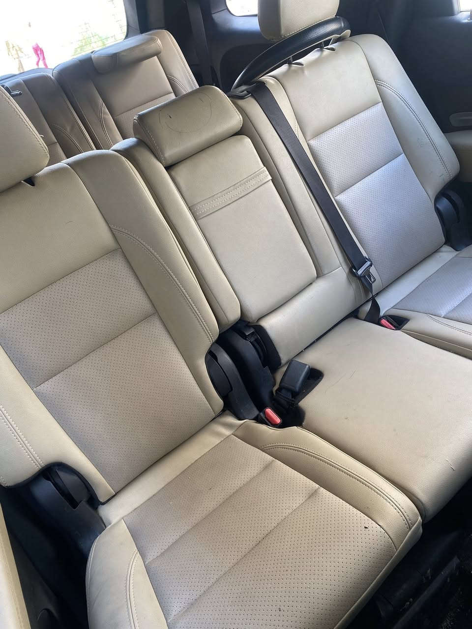 دورنكو. موديل 19
ورد امريكي. 
حادثه فقط دعاميه.  سونار مرفق حادث
مكفوله. من التبديل 
مكفوله من الصبغ فقط تكحيل بالجملغ
موصفات  بلاك توب
شاشه 
فور ويل 
تبريد اربع قطع 
مانع نزلاغ
جلد 
موصفات. معروفه
ماشي 84
راكب.  7
محرك.  6 سلندر. 
رقم دولي بغداد بسمي 
***********
