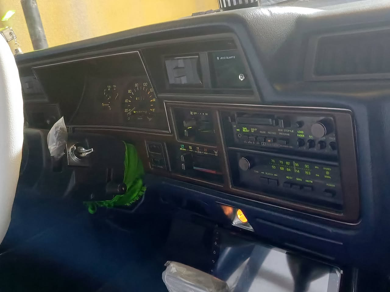 كراون موديل 1980كفاله عامه من ظربه وصبغ اوتوماتيك سعر. 125ورقه


**إذا كنت صاحب هذا الإعلان وتريد حذفه لأي سبب، رجاءا أرسل رسالة إلى الدعم الفني**