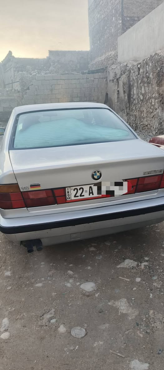 سلام عليكم 
للبيع موديل 91/حجم 525 صبغ عام حداده جديد لا صرف لا بخار دواخل حلوه كير عادي تبريد تدفئه كله شغال ترايك وين ماتحب شرط تحويل سنويه حد 30 كابون بانزين بيها خير من الله ماشاء الله اي نقص مابيها الاستفسار *********** كركوك, العراق
