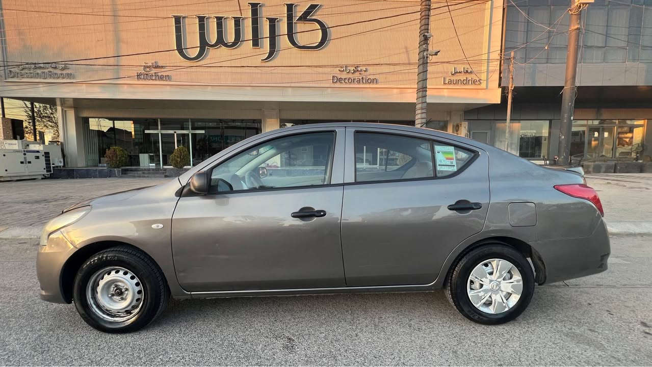 ‎نيسان صينى موديل ٢٠١٩ 
سيارەکە هيج كيشه يى نيه 
٣ پارچه و نيوى هه يه پيش كەپس
نرخ : ٨٨$

***********‎ أربيل, العراق
