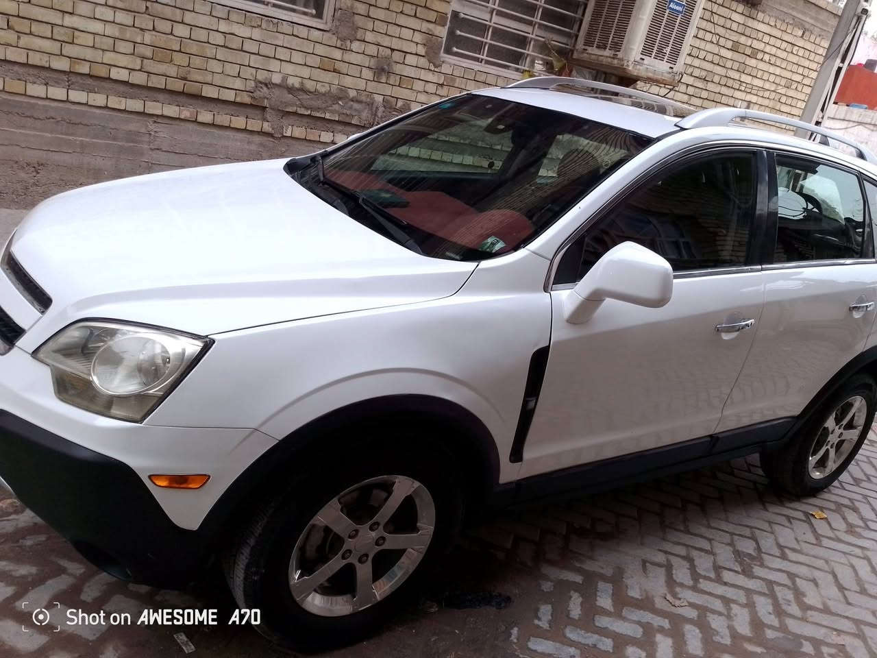 السلام عليكم
سيارة موديل 2013 شيفروليت كابتيفيا ستيشن
سيارة كير و مكينة كفالة عامة + تخم تاير جديد

 حدادية و  صدر جديد تبريد تدفئة ويه السويج كهربائيات كلها شغاله……سلايت بالقمارة كشنات كهربائية مري كهربائية 

تحكم بالستيرن مثبت سرعة السيارة مقفولة كل ضربه ما بيها فقط قطعتين صبغ جماليه 

رقم بغداد انكليزي الهزه ما صاقطه تحويل فوري  السعر 83 ورقة

العنوان بغداد مدينة الصدر قطاع 4 
الهاتف: ***********
