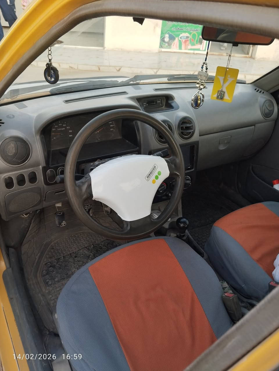 سايبه للبيع 2013مكينه وكير ترايك وين ميعجبك بالجيس تخم تاير جديد السياره سنويه ساقطه مالكه بالدوانيه السياره اشاير شغاله دبل اشاره عله بصمه سنتر لوك تتقفل تفتيح كله شغاله سياره مكان دوانيه عله طريق الدغاره***********
